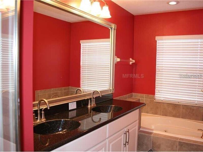 Photo - 3939 Cesare St