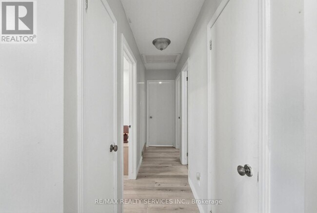 Photo - 5 Chaucer Rd