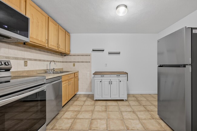 35 Andrew St Unit 30