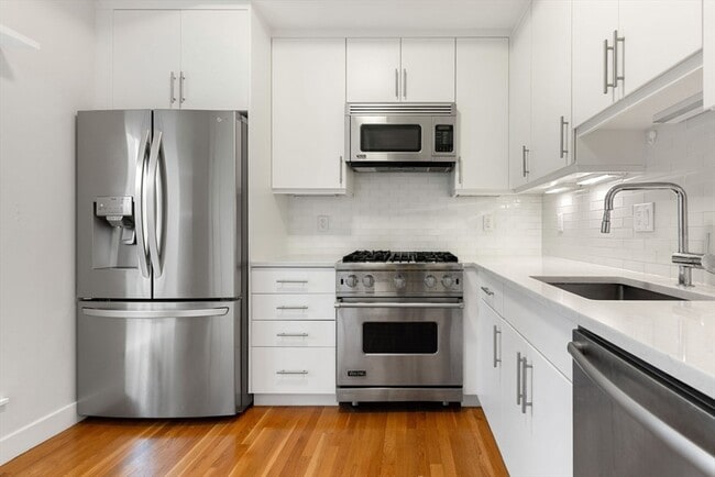 Photo - 242 Shawmut Ave Unidad 1B