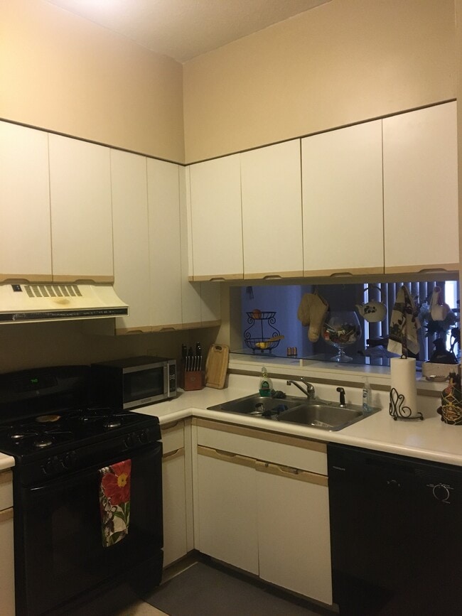 Photo - 423 Plum St Unidad 3