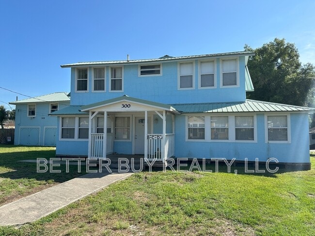 Photo - 300 N Church St Unit A