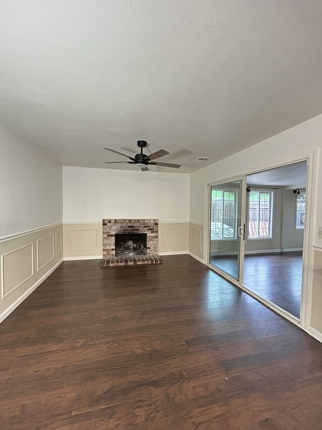 Photo - 461 Pamela Dr