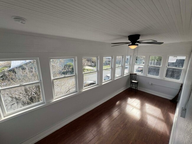 Building Photo - 901 Pennsylvania Ave Unit 4