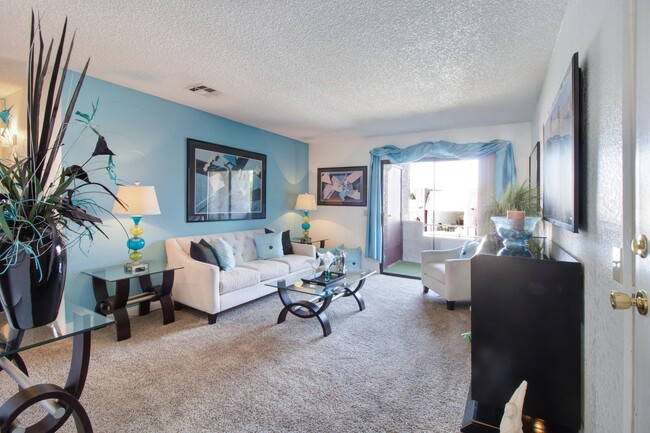 Photo - Summerhill Pointe Apartments