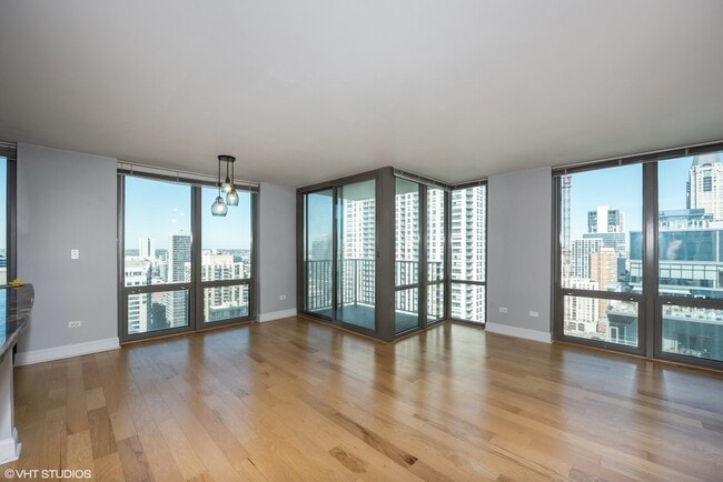 Photo - 2 E Erie St Unit 2809