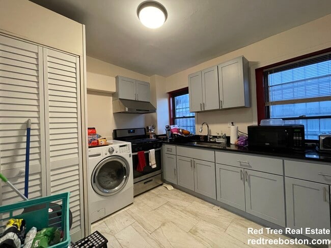 Photo - 871 Harrison Ave Unit 3