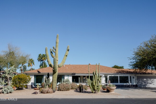 Photo - 6302 E Winchcomb Dr