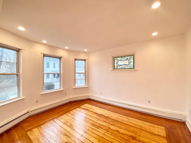 Photo - 20 Imrie Rd Apartments Unit #2