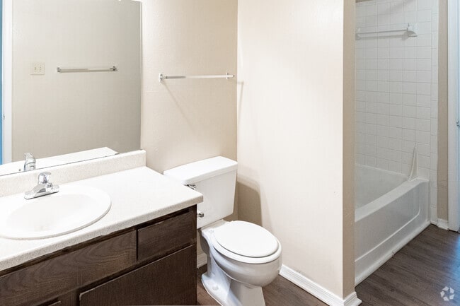 The Canterbury- 2BR, 1BA - Champions Club