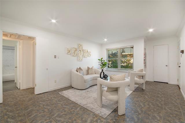 Photo - 7712 Royal Ln Unidad 209