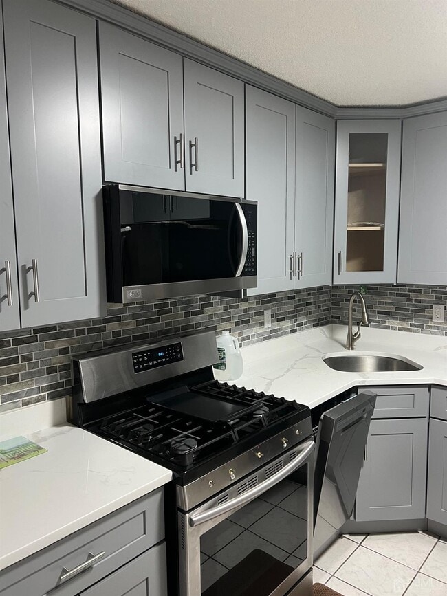 Photo - 262 Kempsey Dr