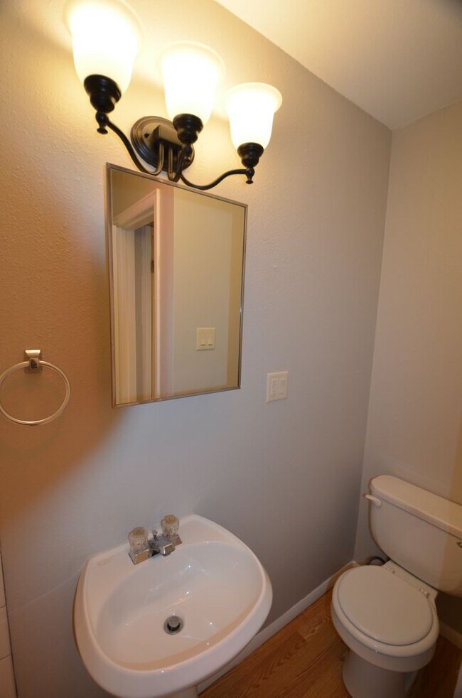 Unfurnished, 10 minutes from Downtown Breck! Rental House Rental in