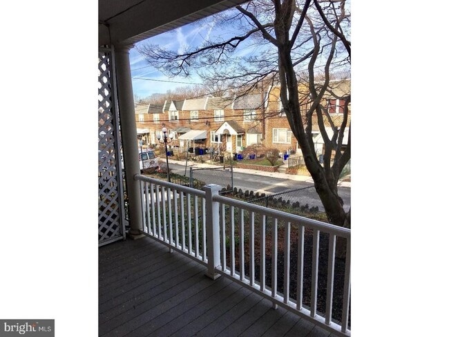 Photo - 351 Krams Ave