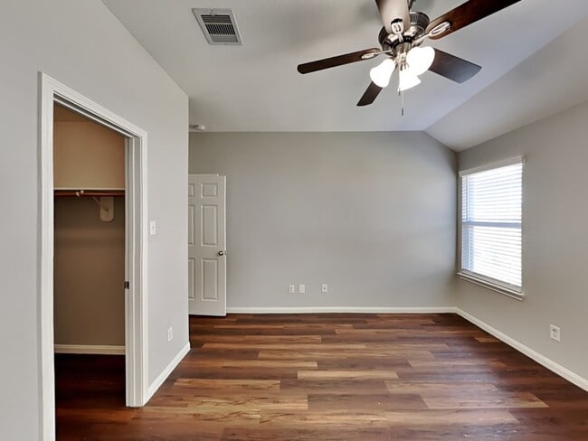 Photo - 18810 Dennington Dr