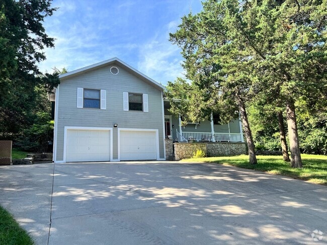 Building Photo - Great Home in Tatarrax Hills Neighborhood ...