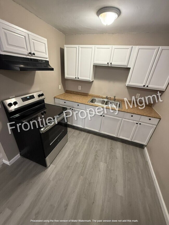 1717 S Tucker Blvd Unit 1717 S Tucker Blvd Unit C