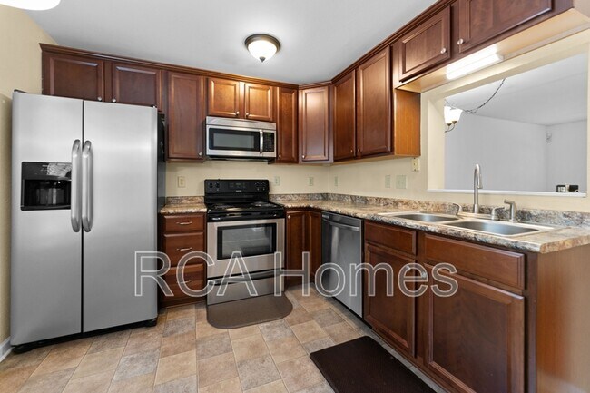 Photo - 3212 River Villa Way