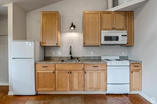 Building Photo - 901 Spruce St Rental