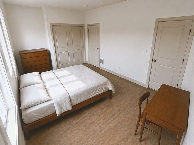 Photo - 404 S Almon St Unidad 404 South Almon 1