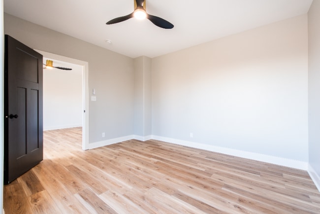 Photo - 530-532 E Burnett Ave Unit 532