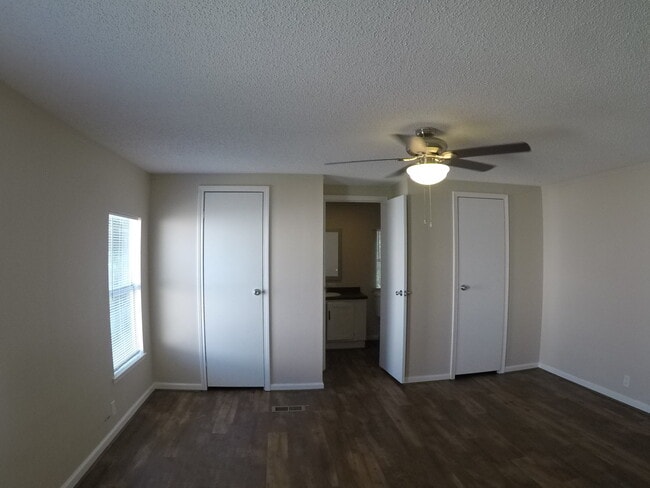 Photo - 200 Raider Ln
