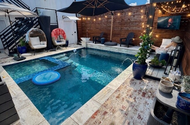 Photo - 805 Cordell St