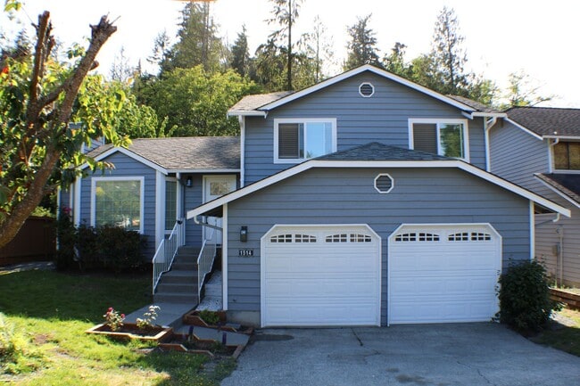 Amazing Everett/Mukilteo Tri-Level Home - Amazing Everett/Mukilteo Tri-Level Home