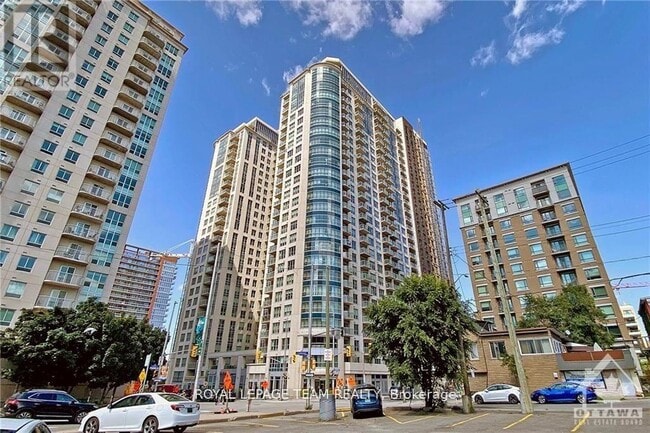 Photo - 195 Besserer St Unit 2609