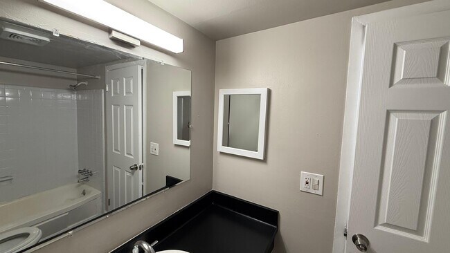 Photo - 24235 W McNichols Rd Unit 007