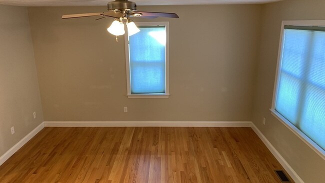 Photo - 500 Justin Dr