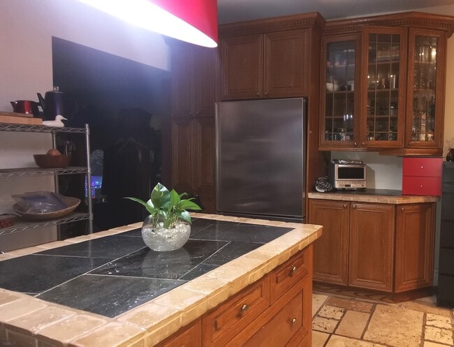 Photo - 205 Indian Grv