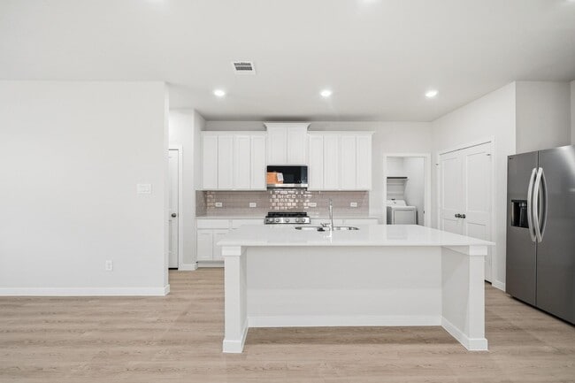 Photo - 7749 Bergamot Cir