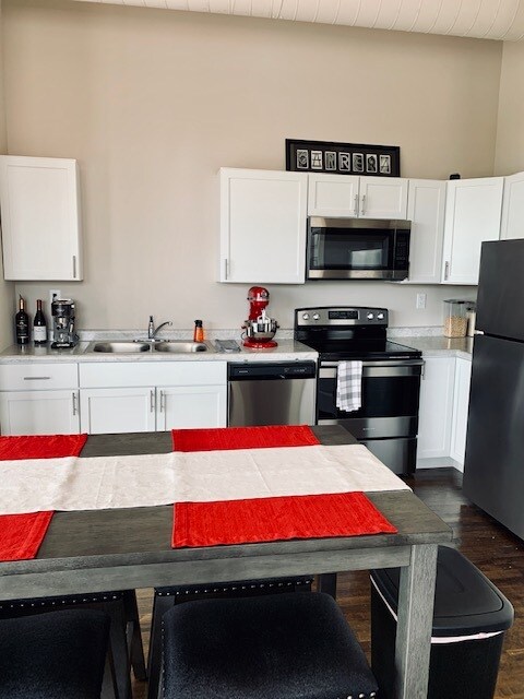 Photo - Esser Lofts & Apartments