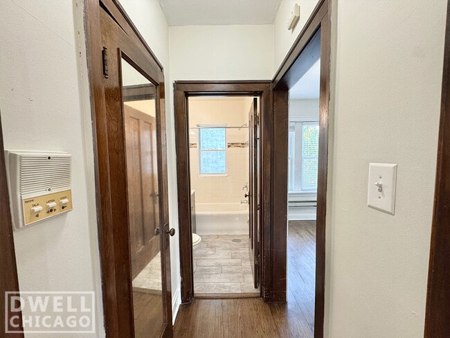 Photo - 3826 N Greenview Ave Unit 3W
