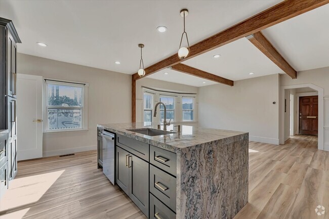Building Photo - 2804 Adeline St Unit . Rental
