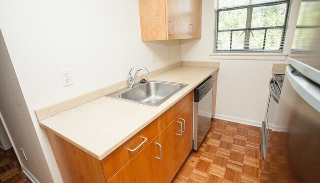 Photo - 85 Campbell St Unit Apt. B5