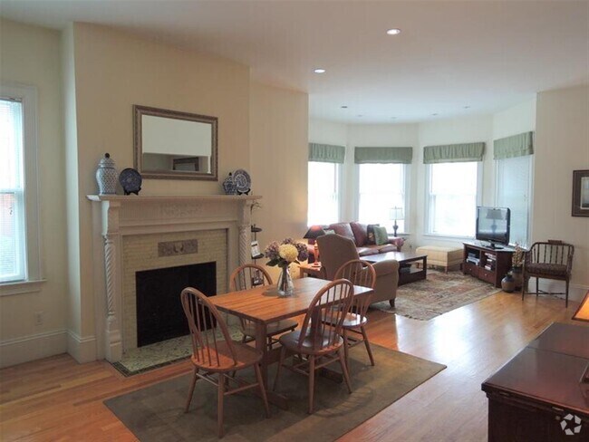 Building Photo - 20 Highland Ave Unit 2 Rental