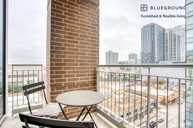 Photo - 301 Brazos St Unidad FL9-ID21