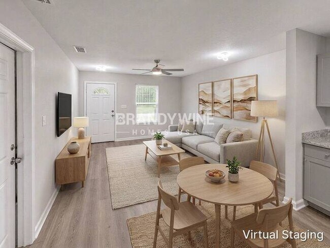 Photo - 2979 Rexford St
