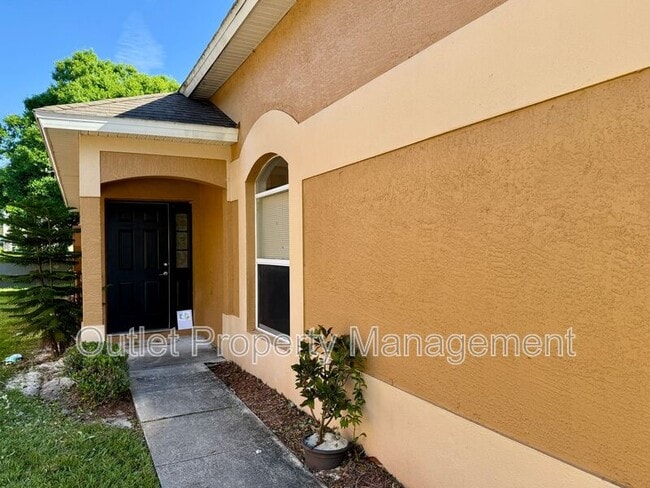 Photo - 112 Peregrine Ct