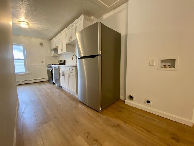 Photo - 65 Elm St Unit 1