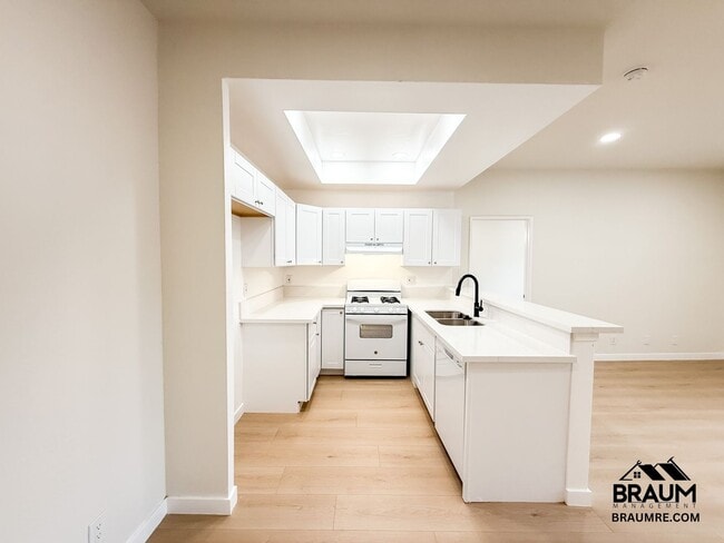 Photo - 11459 Collins St Unidad 115