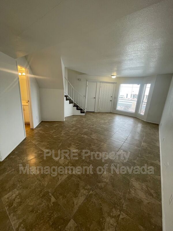 Photo - 1907 Natalee Dr Townhome