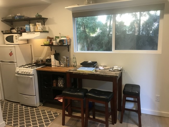846 N Cherokee Ave Unit Studio