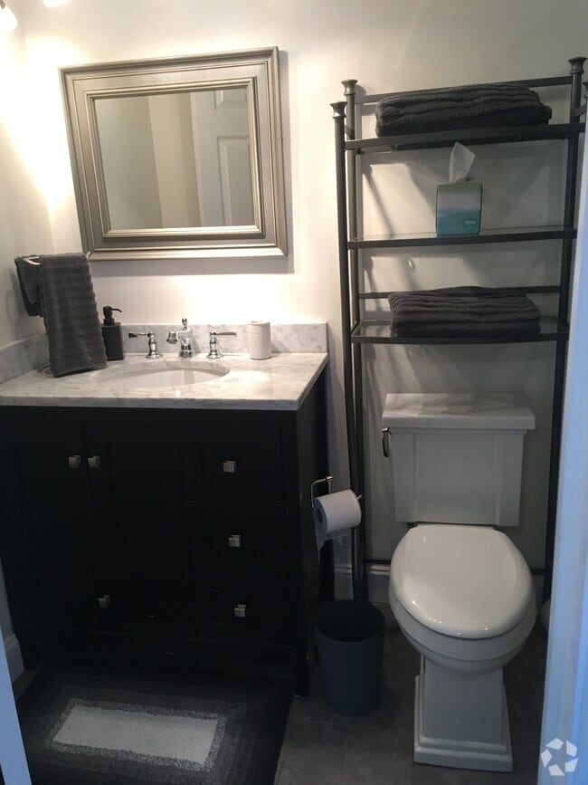 Building Photo - 22 Brazos Rd Rental