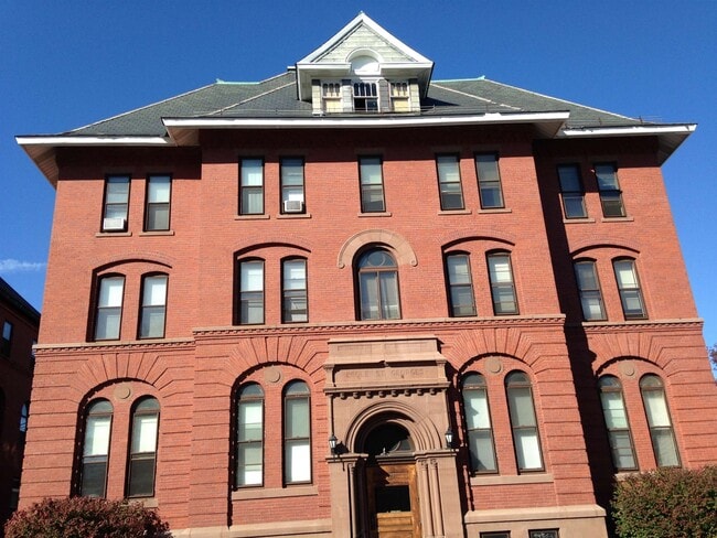 124 Orange St Unit 100