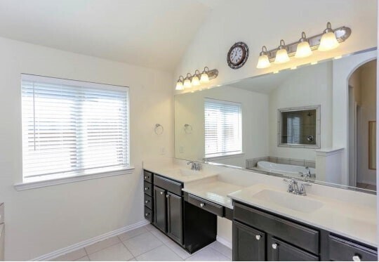 Photo - 16839 Kilgarth Dr
