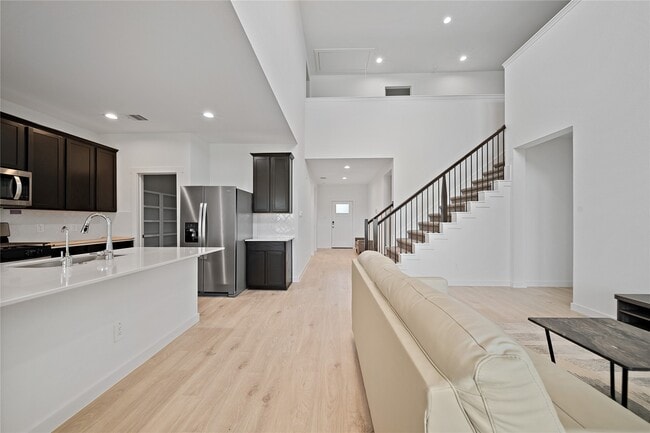 Photo - 3815 Pierce Pl Ln