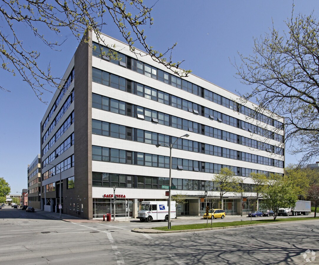The Marq - The Marq Apartments
